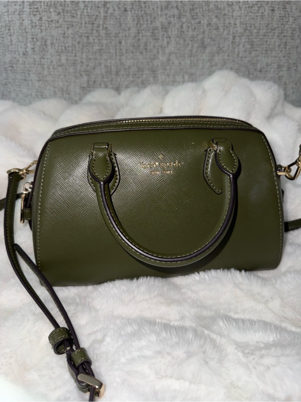kate spade olive green crossbody satchel with gold hardware - Picture 2 of 7